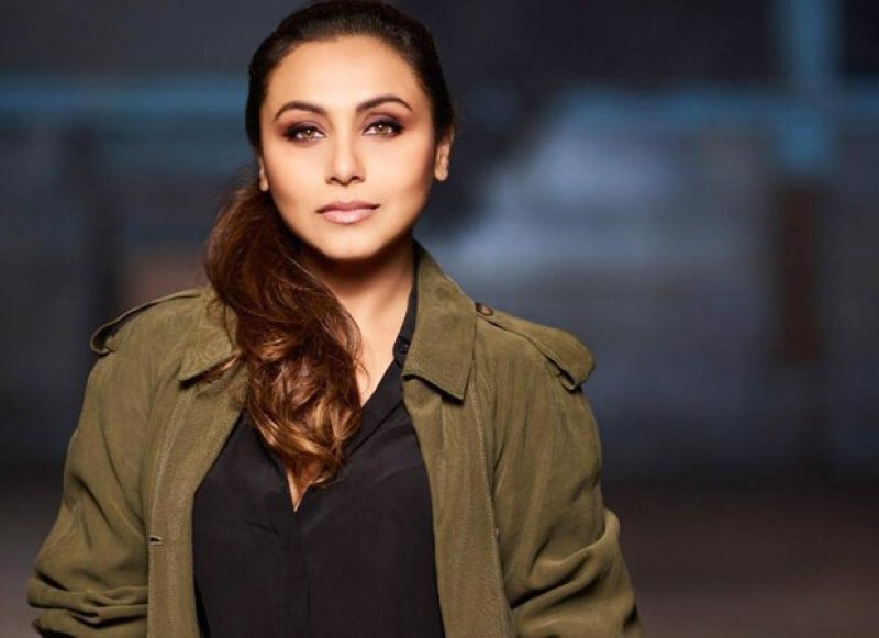 Batool Rani Bathalaa Rani Bollywood Hayaathun Haama Nukuraa Ethah Vaahaka Eh