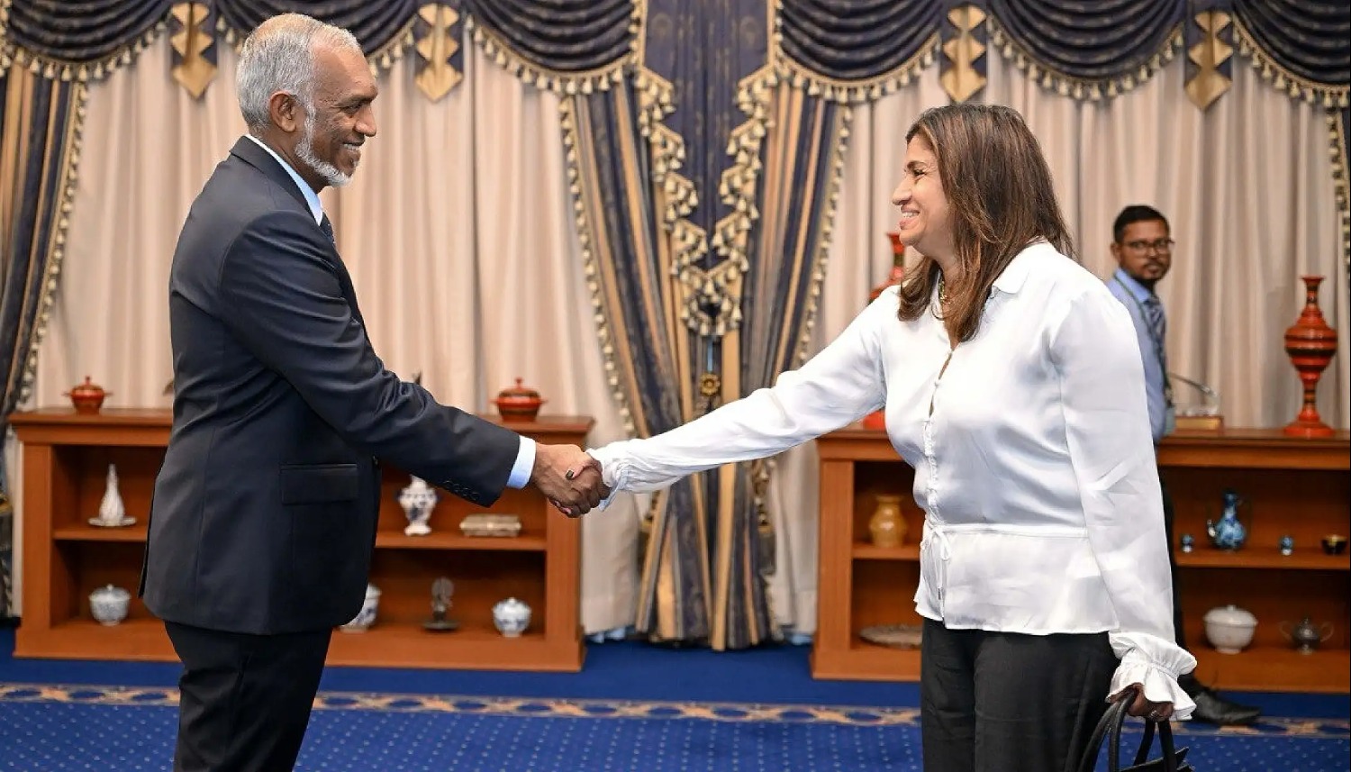 article_image